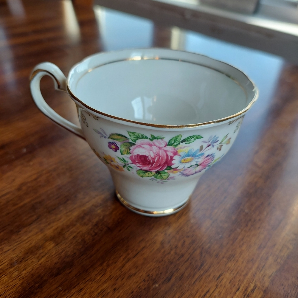 VTG Salisbury England Pink Floral Teacup Rose Gold Rimmed Fine China Gold Rimmed